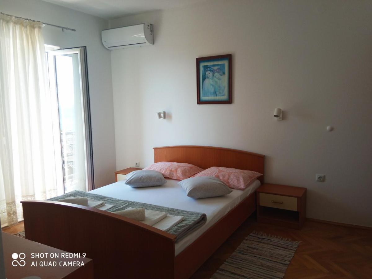 Guesthouse Kod Irene Gradac  Exterior foto